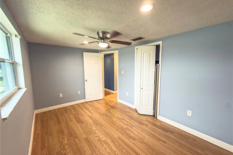 House in Holiday, Florida 2 bedrooms, 82.5 sq.m. № 1899270 - photo 8