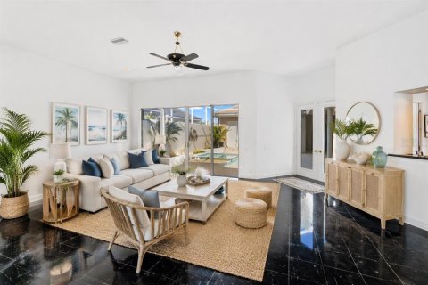 Casa en venta en Bradenton, Florida, 3 dormitorios, 245.54 m2 № 2337208 - foto 14