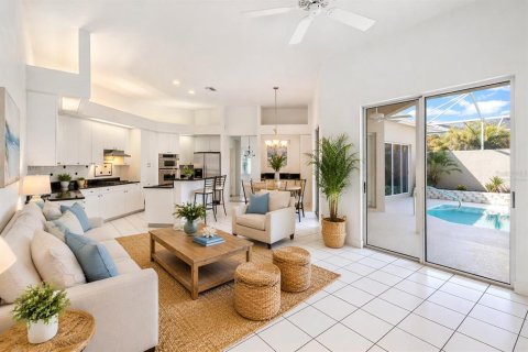 Casa en venta en Bradenton, Florida, 3 dormitorios, 245.54 m2 № 2337208 - foto 18