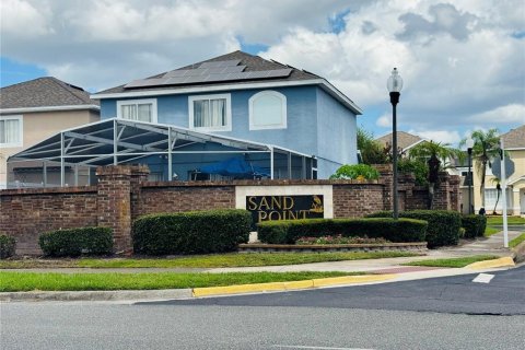 House in Orlando, Florida 4 bedrooms, 170.66 sq.m. № 2236188 - photo 2