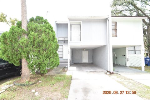 Townhouse in Tampa, Florida 3 bedrooms, 114.27 sq.m. № 2339679