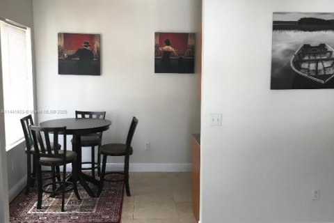Immobilier commercial à vendre à Miami, Floride: 1191.47 m2 № 2091253 - photo 26
