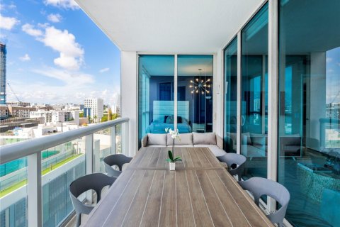 Condo in Miami, Florida, 2 bedrooms  № 1928534 - photo 10