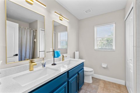 House in Orlando, Florida 4 bedrooms, 225.75 sq.m. № 2095156 - photo 20