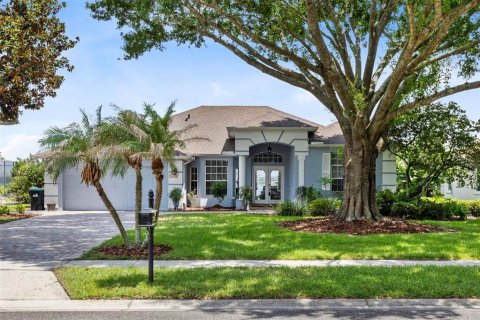 House in Orlando, Florida 4 bedrooms, 225.75 sq.m. № 2095156 - photo 3