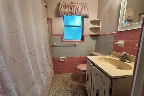 House in Saint Petersburg, Florida 3 bedrooms, 149.76 sq.m. № 1630817 - photo 28