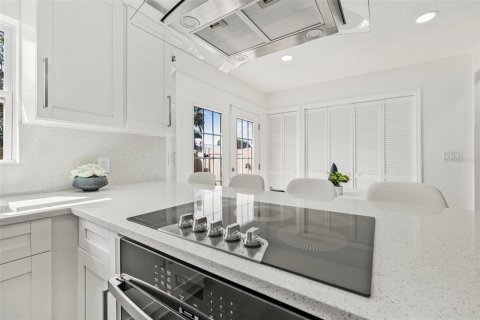 Casa en venta en Saint Petersburg, Florida, 3 dormitorios, 130.81 m2 № 1898557 - foto 16