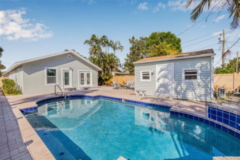 Casa en venta en Saint Petersburg, Florida, 3 dormitorios, 130.81 m2 № 1898557 - foto 30