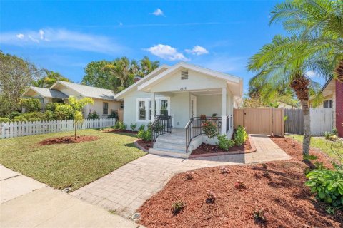 Casa en venta en Saint Petersburg, Florida, 3 dormitorios, 130.81 m2 № 1898557 - foto 3