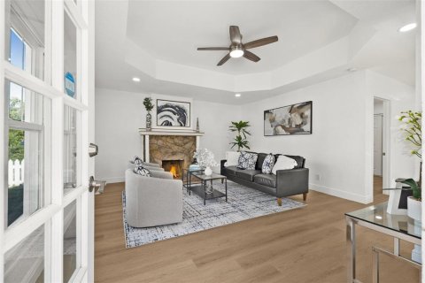 Casa en venta en Saint Petersburg, Florida, 3 dormitorios, 130.81 m2 № 1898557 - foto 5