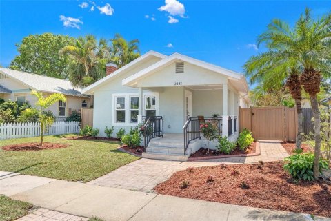 Casa en venta en Saint Petersburg, Florida, 3 dormitorios, 130.81 m2 № 1898557 - foto 2