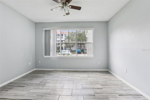 Copropriété à vendre à Tampa, Floride: 3 chambres, 132.76 m2 № 1914485 - photo 8