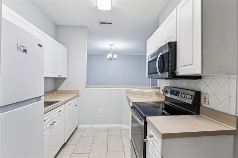 Copropriété à vendre à Tampa, Floride: 3 chambres, 132.76 m2 № 1914485 - photo 5