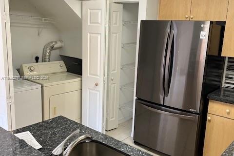 Touwnhouse à louer à Dania Beach, Floride: 2 chambres, 102.19 m2 № 2001327 - photo 16