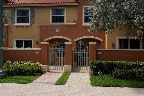 Touwnhouse à louer à Dania Beach, Floride: 2 chambres, 102.19 m2 № 2001327 - photo 4