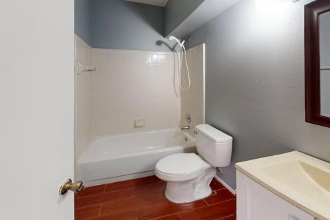 Townhouse in Winter Garden, Florida 3 bedrooms, 112.97 sq.m. № 2379011 - photo 20