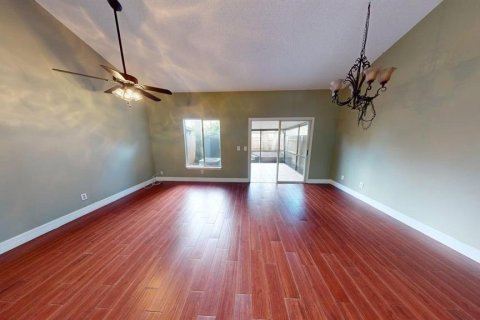 Townhouse in Winter Garden, Florida 3 bedrooms, 112.97 sq.m. № 2379011 - photo 2