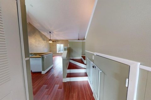 Townhouse in Winter Garden, Florida 3 bedrooms, 112.97 sq.m. № 2379011 - photo 12