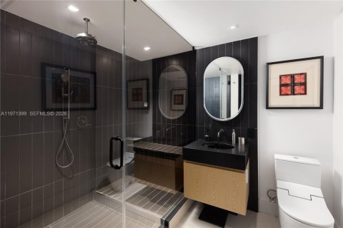 Condominio en venta en Miami Beach, Florida, 2 dormitorios, 189.33 m2 № 2032774 - foto 22
