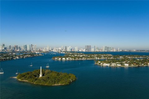 Condominio en venta en Miami Beach, Florida, 2 dormitorios, 189.33 m2 № 2032774 - foto 25