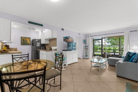 Condo in Sarasota, Florida, 1 bedroom  № 1767002 - photo 23