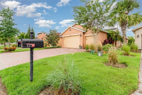 House in Kissimmee, Florida 2 bedrooms, 154.03 sq.m. № 1835720 - photo 1