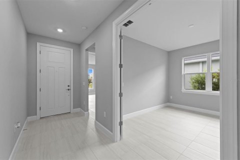 House in Englewood, Florida 2 bedrooms, 180.51 sq.m. № 2200608 - photo 7