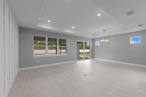 House in Englewood, Florida 2 bedrooms, 180.51 sq.m. № 2200608 - photo 28