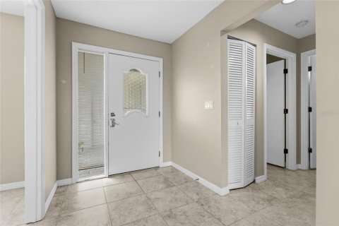 Townhouse in Sarasota, Florida 2 bedrooms, 120.87 sq.m. № 2379577 - photo 17