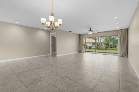Townhouse in Sarasota, Florida 2 bedrooms, 120.87 sq.m. № 2379577 - photo 20