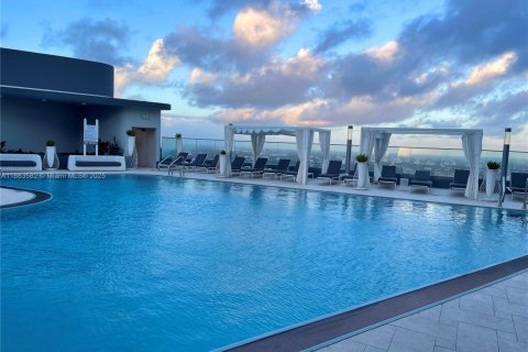 Condo in Miami, Florida, 1 bedroom  № 1929813 - photo 23