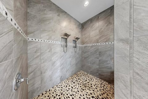 Villa ou maison à vendre à Riverview, Floride: 3 chambres, 292.18 m2 № 1880704 - photo 15