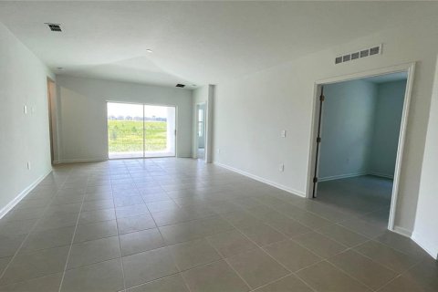 Casa en alquiler en Clermont, Florida, 3 dormitorios, 159.14 m2 № 1913830 - foto 7