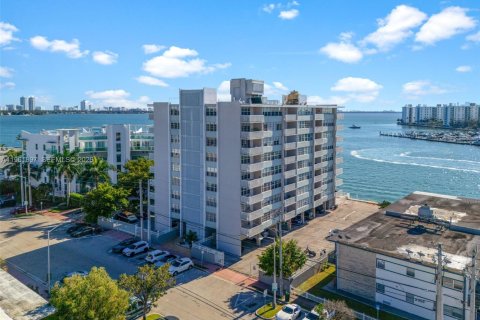 Купить кондоминиум в Майами-Бич, Флорида 2 спальни, 102.19м2, № 2024673 - фото 2