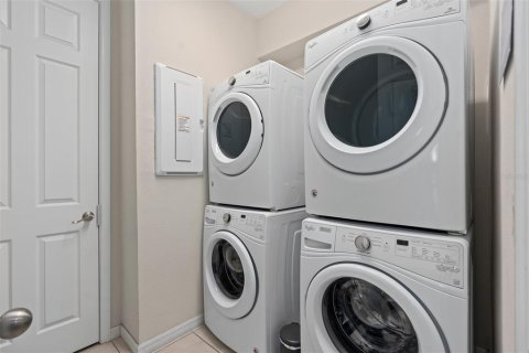 Купить виллу или дом в Киссимми, Флорида 5 комнат, 405.33м2, № 1832772 - фото 8