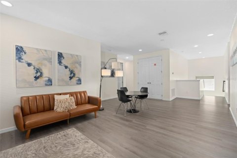 Купить виллу или дом в Киссимми, Флорида 5 комнат, 405.33м2, № 1832772 - фото 25
