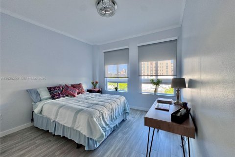 Copropriété à vendre à Miami, Floride: 2 chambres, 109.9 m2 № 2077382 - photo 9
