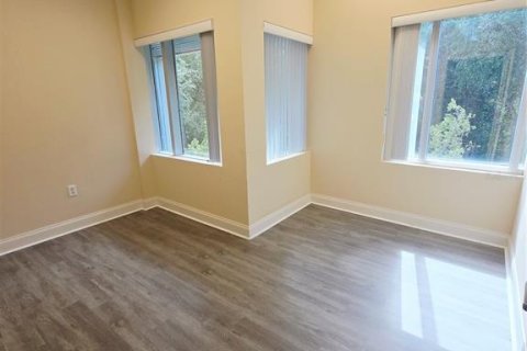 Propiedad comercial en alquiler en Orlando, Florida, 156.54 m2 № 1905267 - foto 5