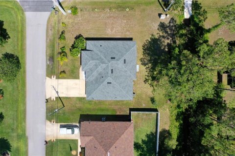 House in Palm Coast, Florida 4 bedrooms, 186.55 sq.m. № 1725517 - photo 30