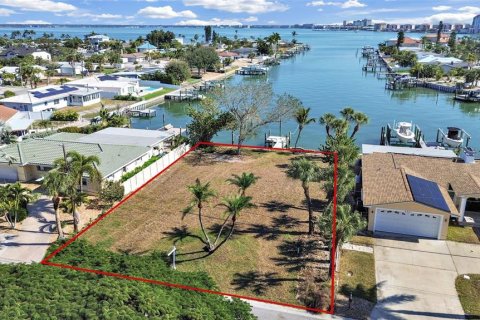 Land in Saint Pete Beach, Florida № 2141598 - photo 6