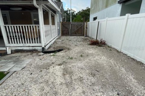 House in Tampa, Florida 2 bedrooms, 83.43 sq.m. № 1853701 - photo 22
