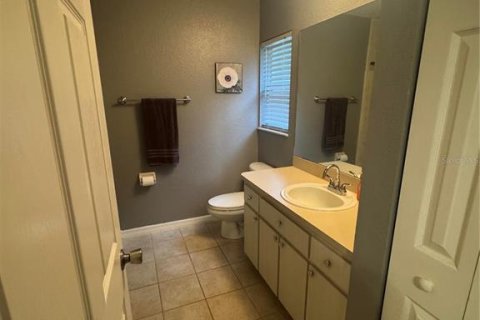 House in Zephyrhills, Florida 3 bedrooms, 158.49 sq.m. № 1838979 - photo 16