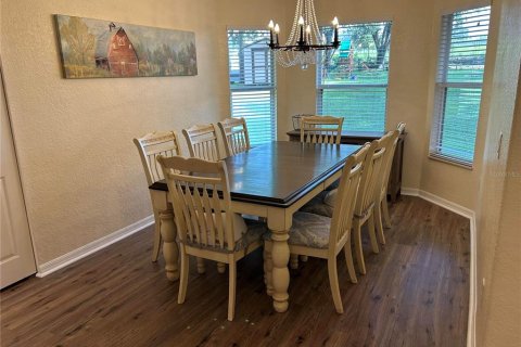 House in Zephyrhills, Florida 3 bedrooms, 158.49 sq.m. № 1838979 - photo 10