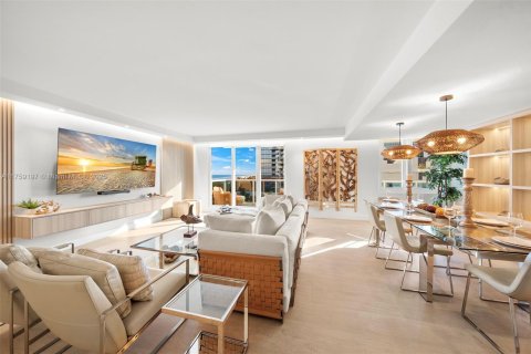 Condo in Miami Beach, Florida, 2 bedrooms  № 2014059