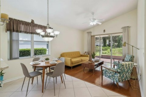 Villa ou maison à vendre à Clermont, Floride: 2 chambres, 116.41 m2 № 2437149 - photo 14