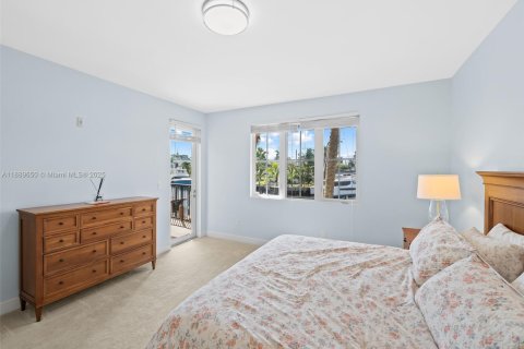 Condominio en venta en Fort Lauderdale, Florida, 2 dormitorios, 196.95 m2 № 1938928 - foto 13
