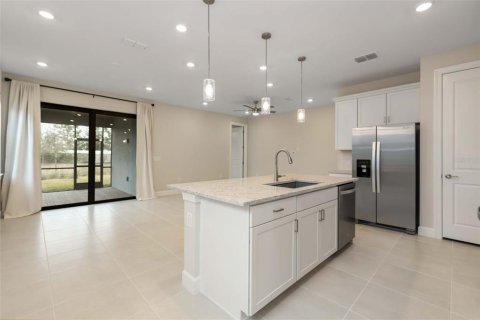 Villa ou maison à vendre à Lakewood Ranch, Floride: 4 chambres, 146.79 m2 № 2104674 - photo 9