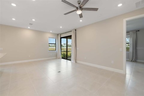 Villa ou maison à vendre à Lakewood Ranch, Floride: 4 chambres, 146.79 m2 № 2104674 - photo 19