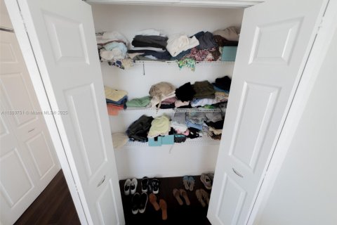 Copropriété à vendre à Sunny Isles Beach, Floride: 1 chambre, 90.58 m2 № 2021343 - photo 24