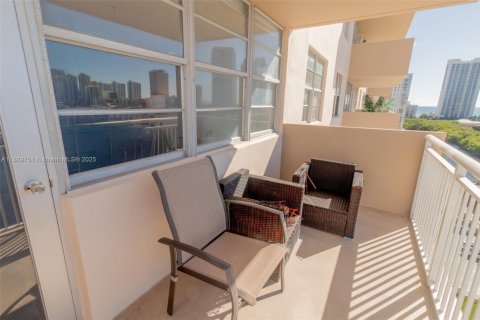 Copropriété à vendre à Sunny Isles Beach, Floride: 1 chambre, 90.58 m2 № 2021343 - photo 4